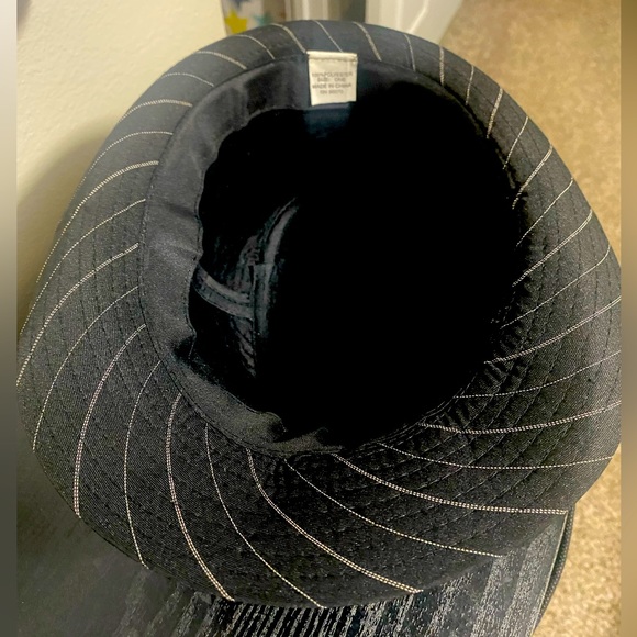 🎉HP🎉💰2/$10 Fedora / classic/ black with pinstripe/ OS kids - Picture 4 of 8